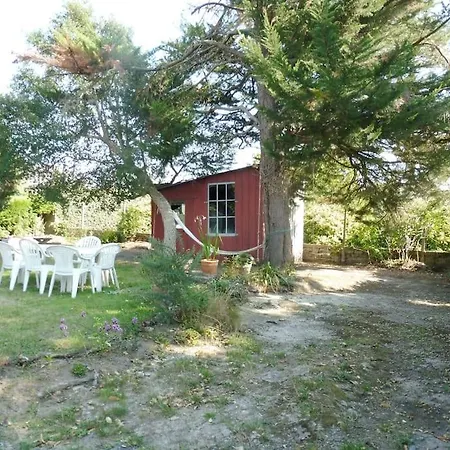 A Carolles, Maison Ideale Pour Des Nature *