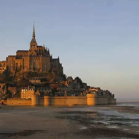 A Carolles, Maison Ideale Pour Des Nature * كارّوليس